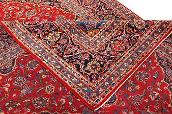 A Keshan carpet, c. 380 x 255 cm.