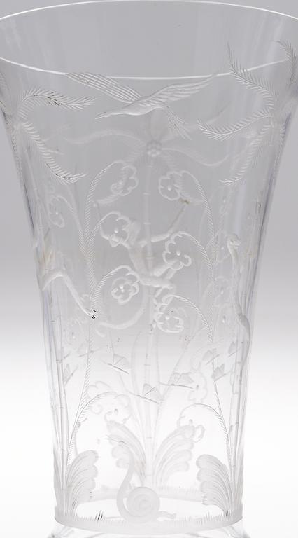 An Edward Hald engraved glass vase, Orrefors 1927.