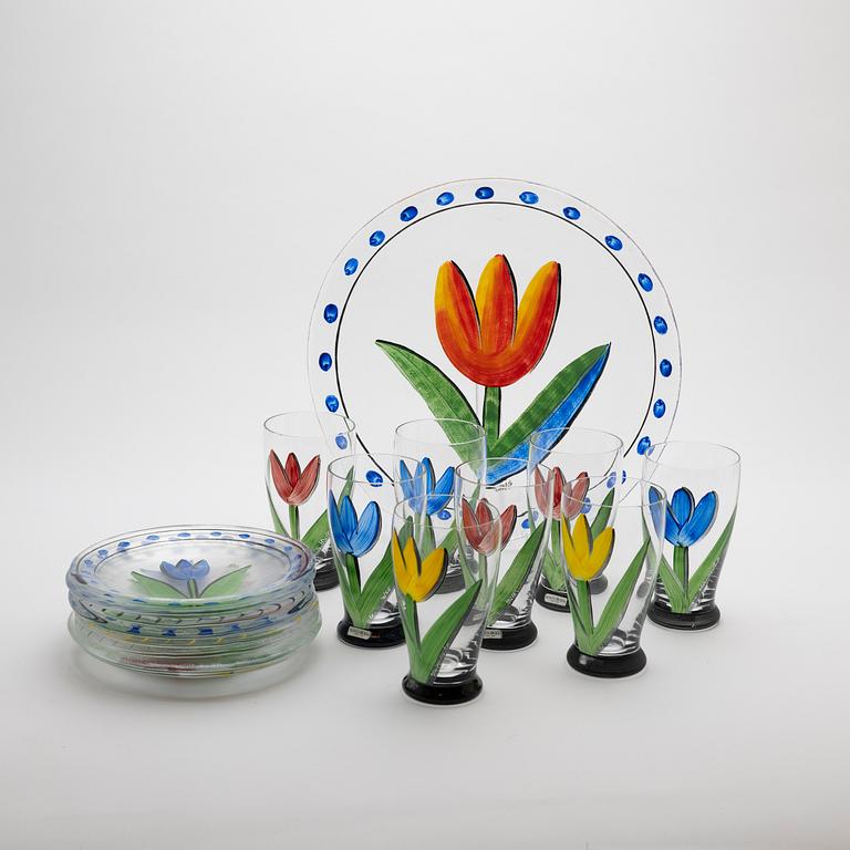Ulrica Hydman-Vallien, glasservis, 17 delar, "Tulpan" , Kosta Boda.
