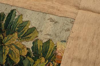 Vävd tapet, "Verdure", gobelängteknik, "entre-fenêtre", ca 314 x 109, cm, Aubusson omkring 1700-1700-talets förra hälft.