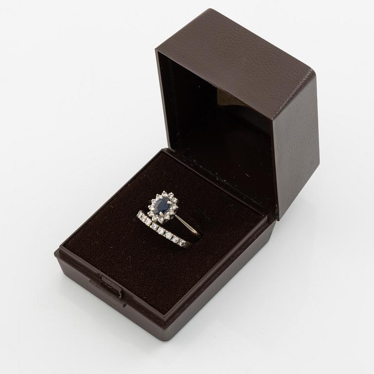 Ringar, 2 st, vitguld med små briljantslipade diamanter samt en med safir.