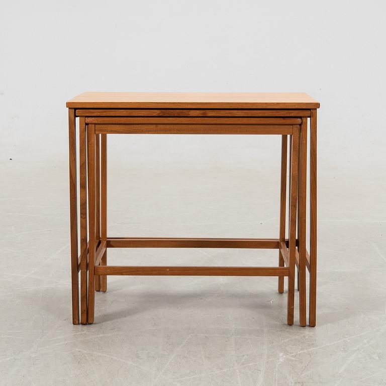 Satsbord  modern tillverkning.