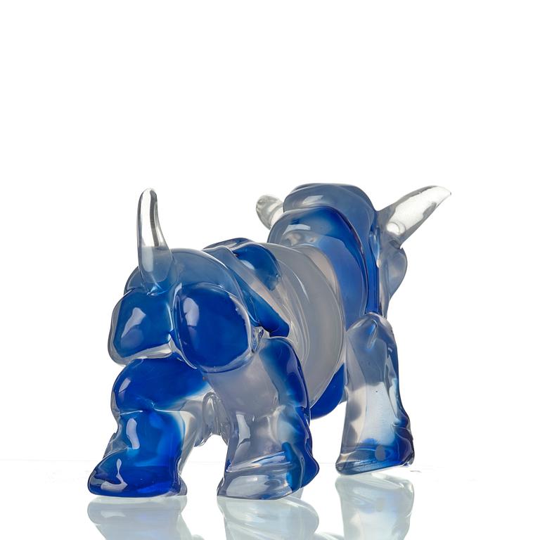 Juan Garcia Ripolles, skulptur av glas, tjur, "El Toro En Azul", Berengo Studio, Murano, Italien.