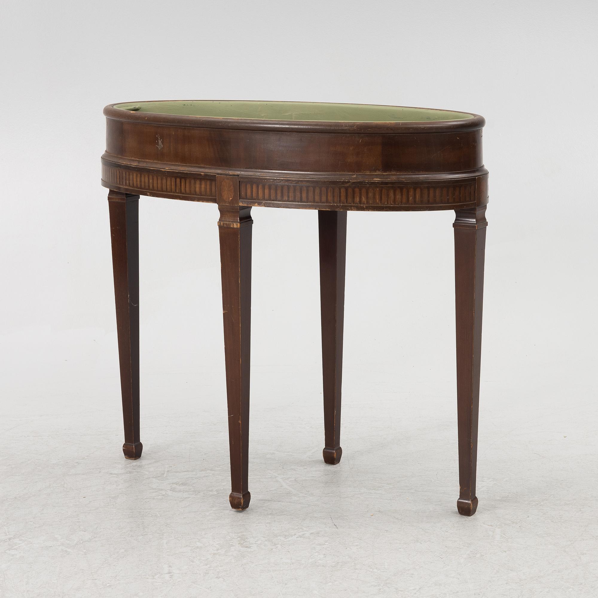 Jardinière / flower table, Louis XVI style, circa 1900.