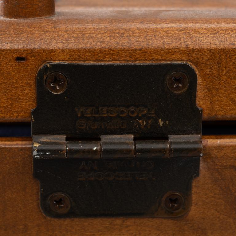 Regissörsstolar, 4 st, samt brickbord, Telami, Italien.