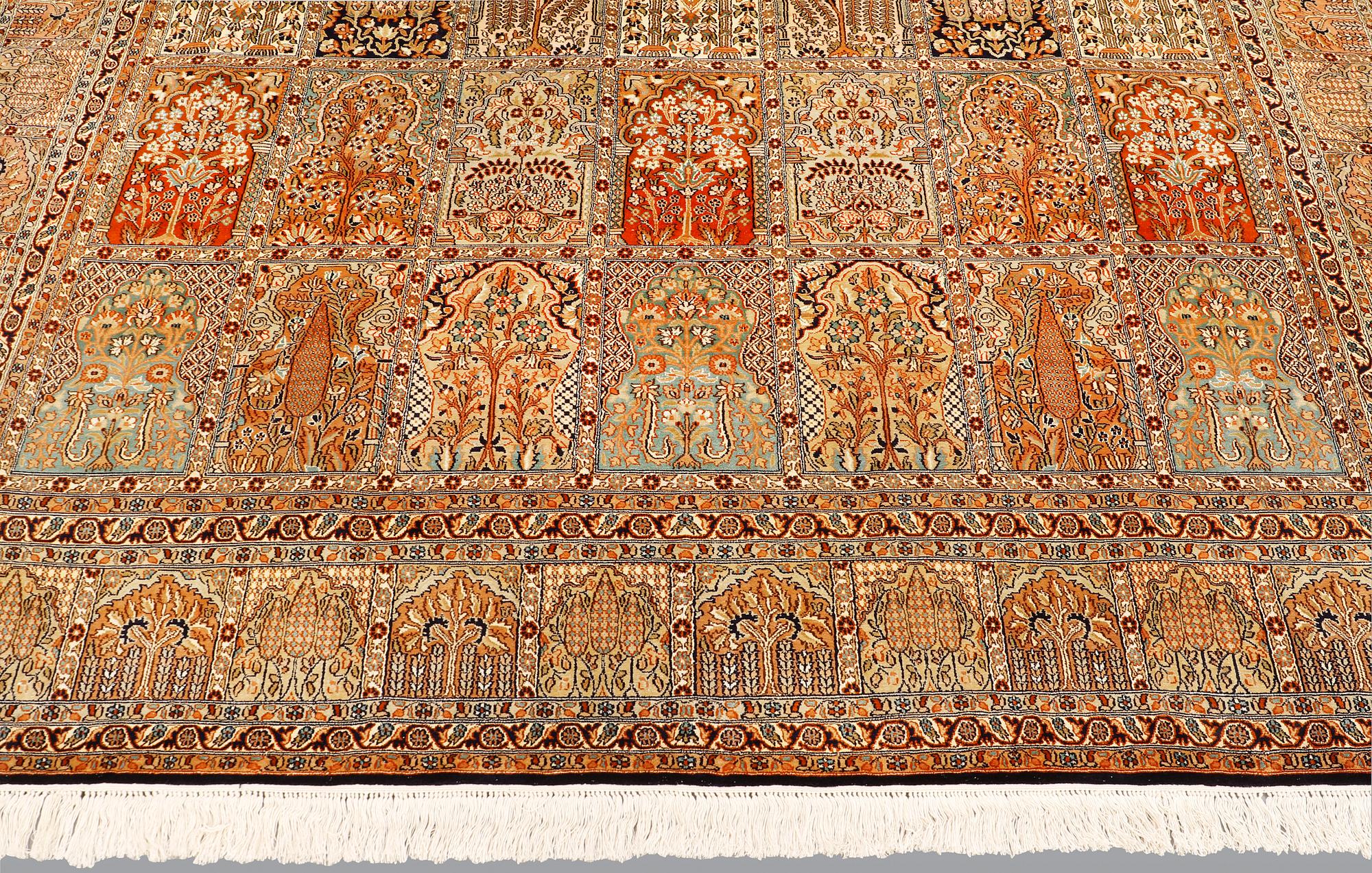A carpet, Silk Kashmir, sk 24X24 297 x 186 cm.