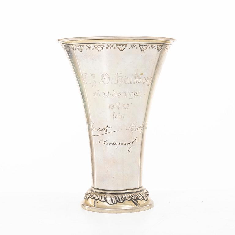 C.G. Hallberg, A Swedish silver beaker, Stockholm 1929.