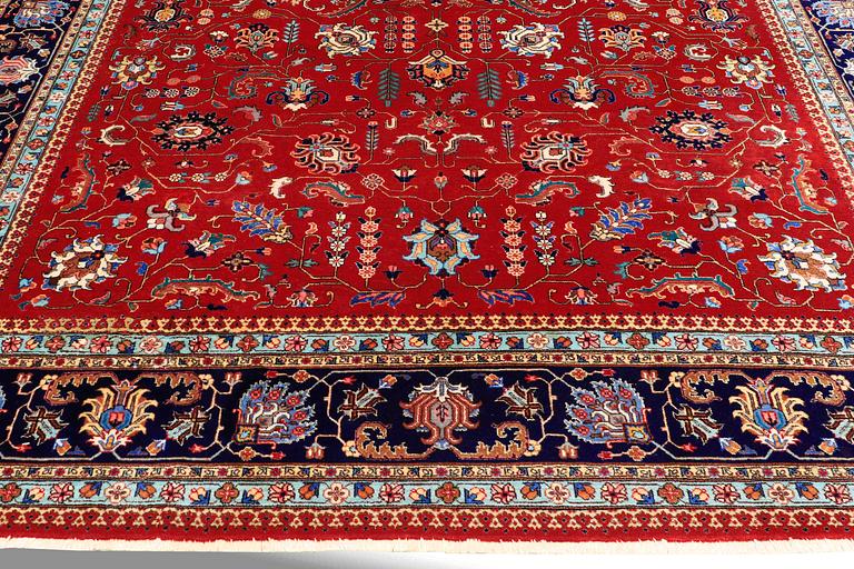 A CARPET, Tabriz, ca 360 x 298 cm.