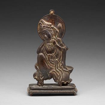 A bronze placque of Guanyin, Qing dynasty (1644-1912).