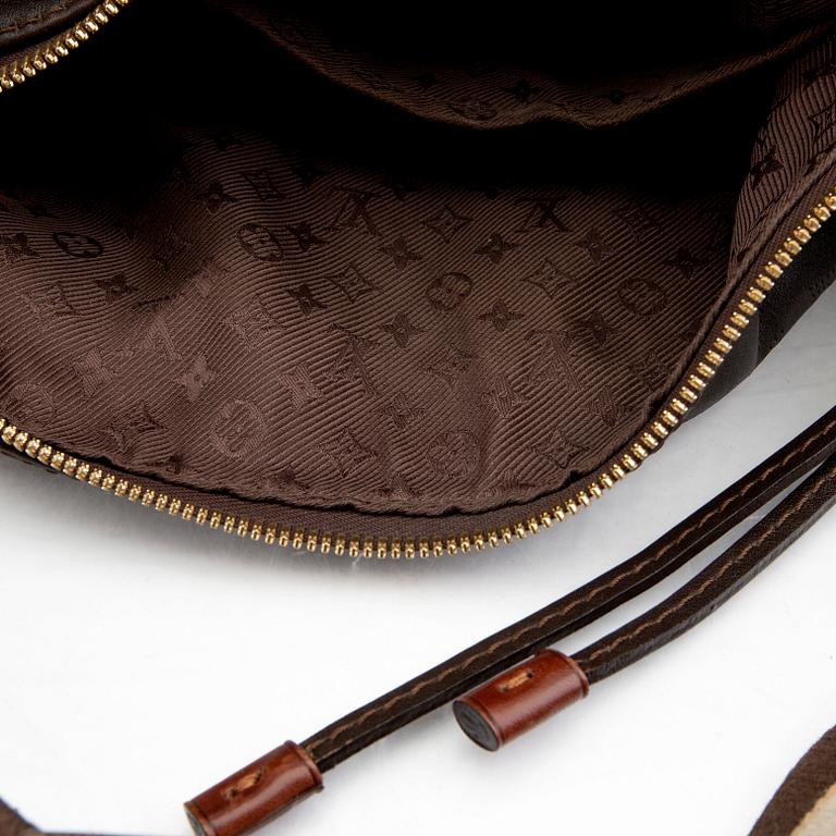 Louis Vuitton, Onatah GM  bag.