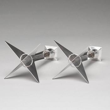 Hubert Hydman, a pair of sterling candlesticks, Stockholm 1988.