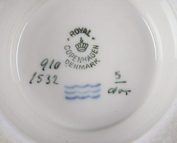 SKÅLAR, 3 st, porslin, bl.a Royal Copenhagen.