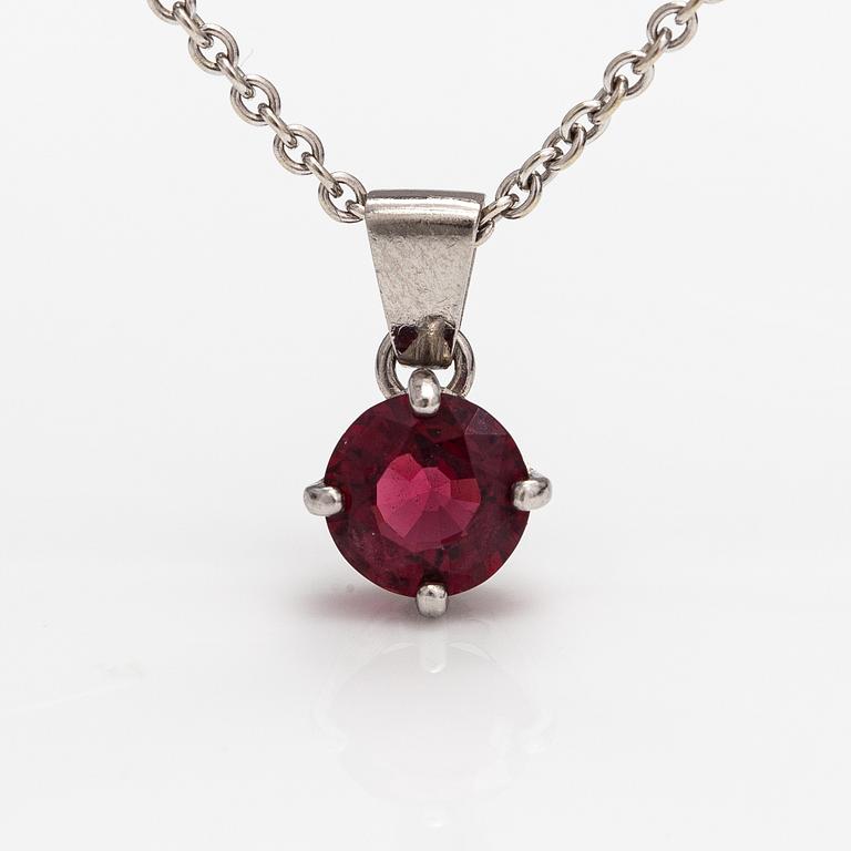 A platinum necklace with a red spinel. Papaja, Helsinki.