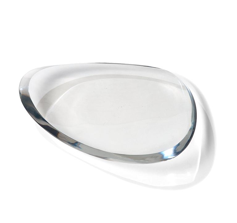 Gunnel Nyman, dish "Facett 1", Riihimäen Lasi Oy, Finland 1940.