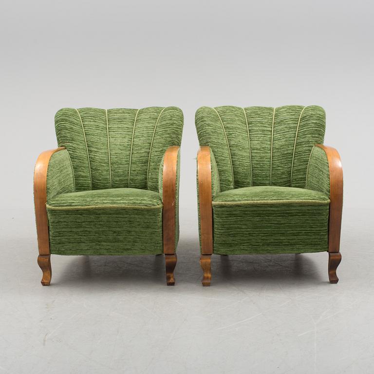 A pair of 1930´s art deco armchairs.