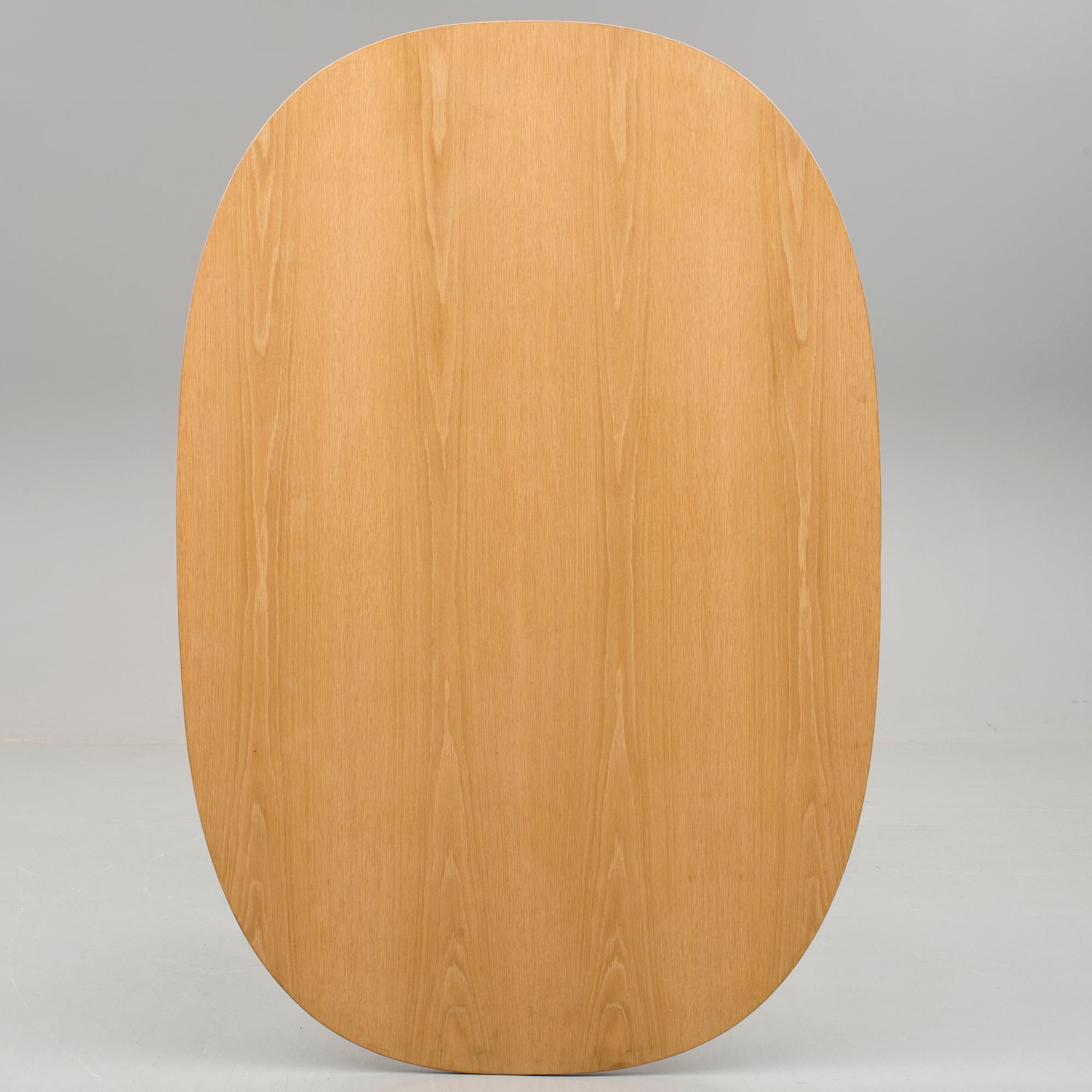 BORD, "Superellips", Bruno Mathsson och Piet Hein, Fritz Hansen, Danmark 1960-/70-tal.