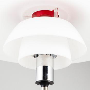 Poul Henningsen, bordslampa, "PH 80", Louis Poulsen, Danmark.