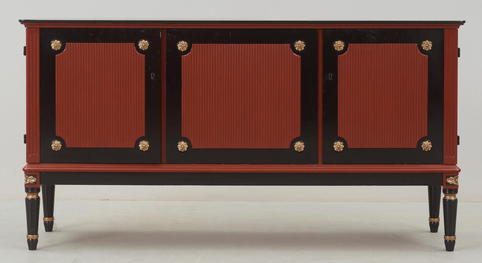 SIDEBOARD, gustaviansk stil, 1900-tal.