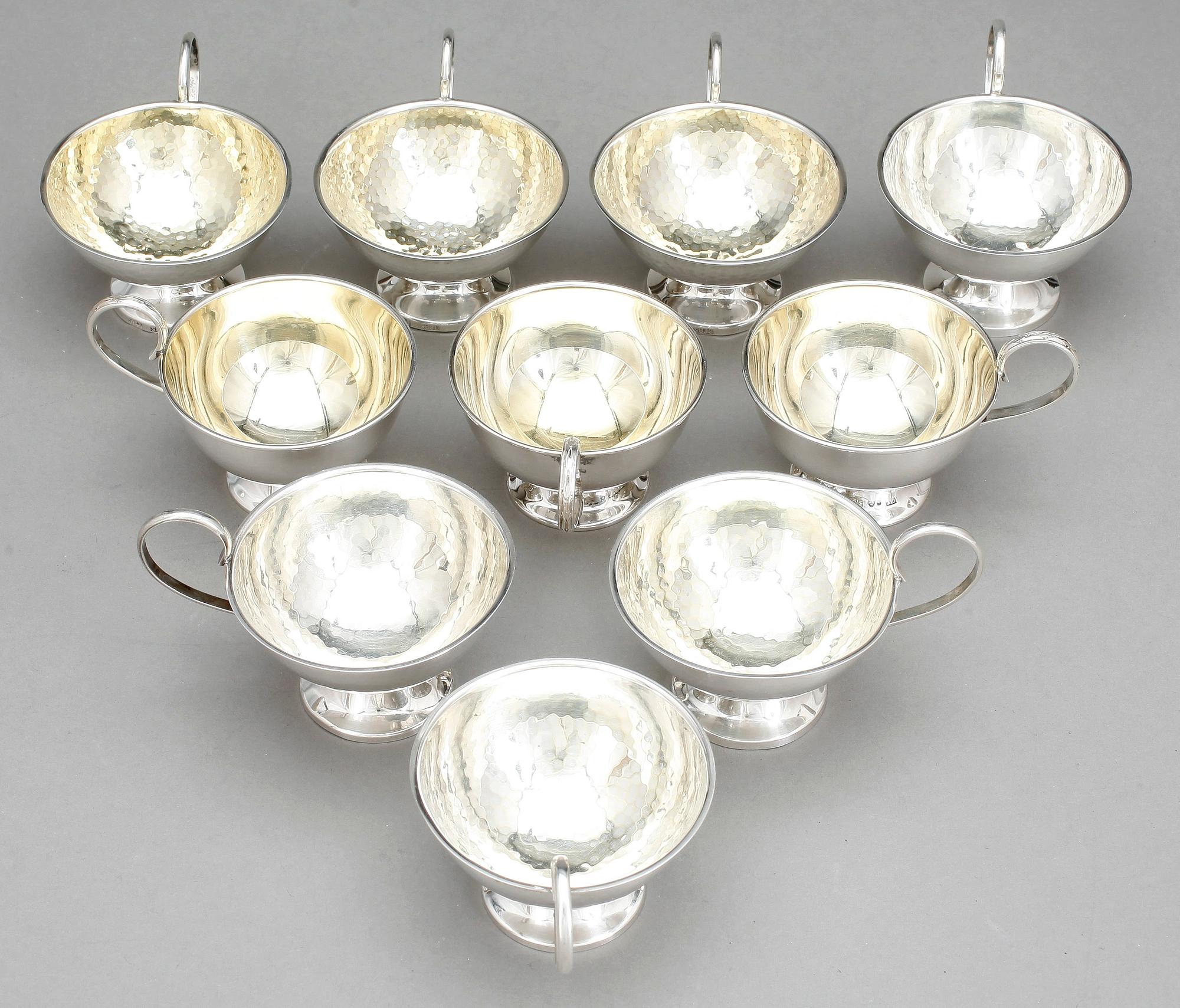 PUNSCHKOPPAR, 10 st, snarlika, flertalet märkta K&EC, 1969 och 1974, vikt ca 332 g.