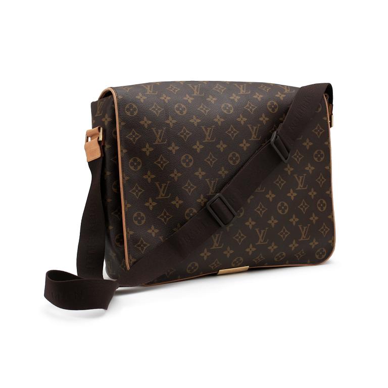 LOUIS VUITTON, messenger bag.