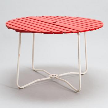 TRÄDGÅRDSMÖBLEMANG, 5 delar. 1960/70-tal.