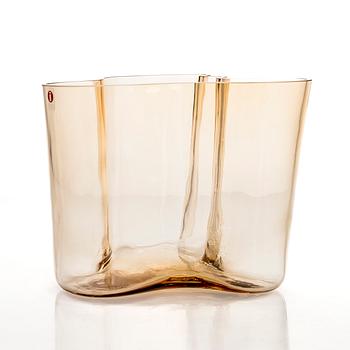 Alvar Aalto, vas, "3030", 60-årsjubileumsvas, signerad Alvar Aalto Iittala 1936-1996.