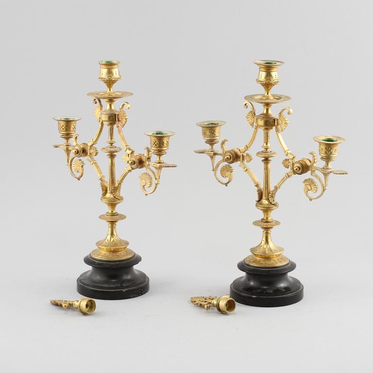 KANDELABRAR, ett par, 1800-talets andra hälft.