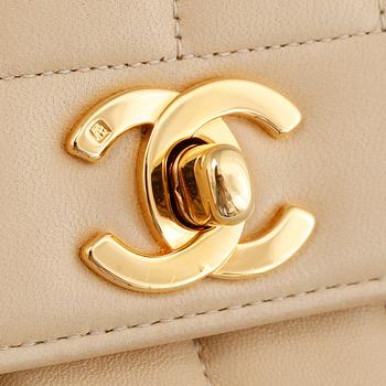 A Chanel lamb skin handbag.