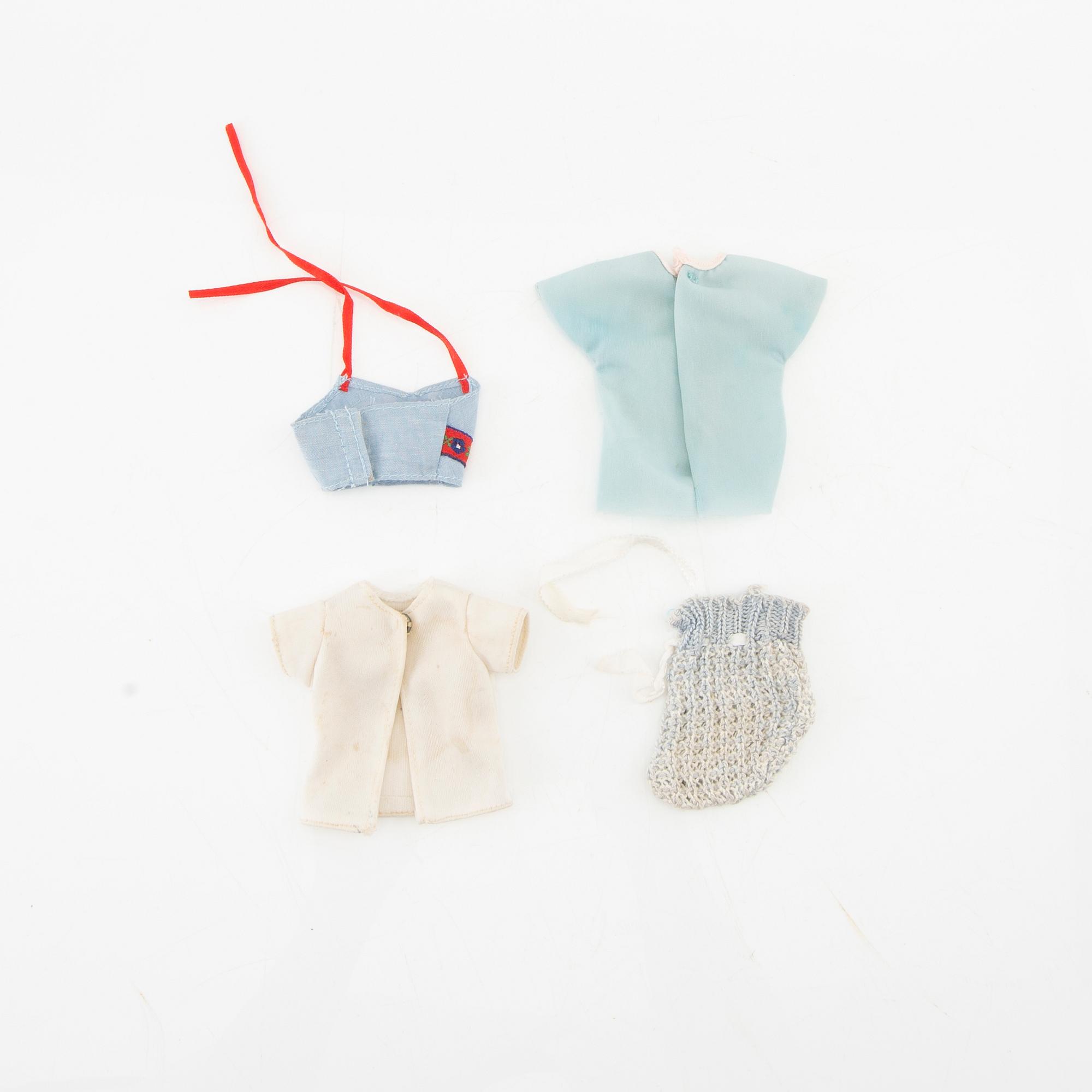 Bild-Lilli doll Germany 1956-64 and various clothes including Lilly clothes.