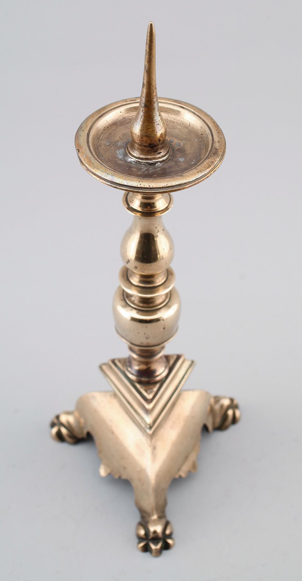 LJUSSTAKE, mässing, 1600-tal.