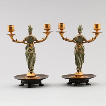 KANDELABRAR, 1 par, brons, Frankrike, 1900-tal.