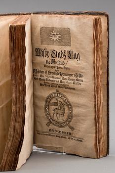 SAMLING MED LANDSKAPSLAGAR, bland annat Gothlands-laghen på gammal göthiska... Tryckt hos  Henrich Keyser, 1687.