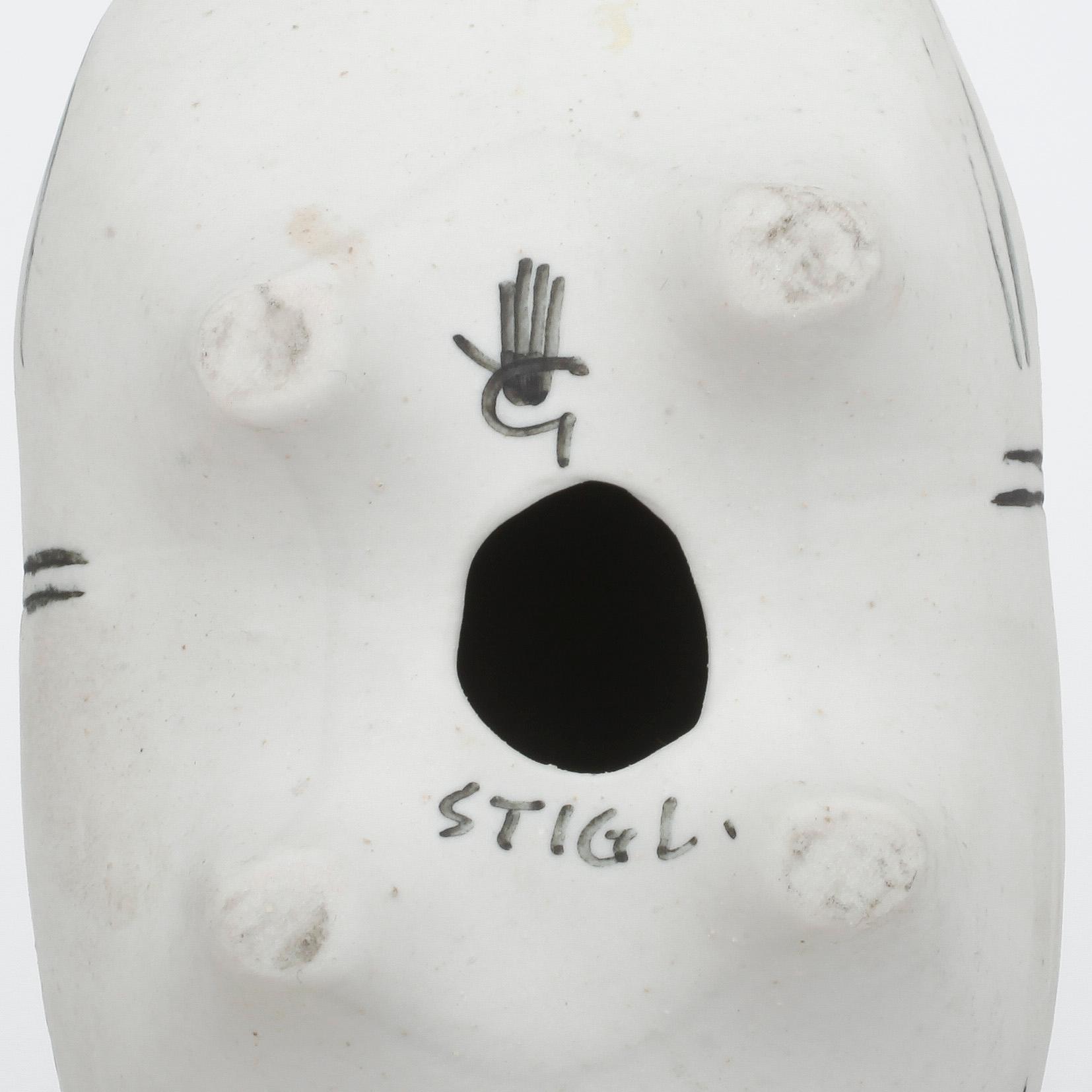 FIGURIN, stengods, "Springare", Stig Lindberg, Gustavsbergs Studio. Tillverkad mellan åren 1952-1972.