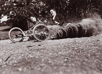 282. Jacques-Henri Lartigue, "Course de Bob, Louis et Jean, Rouzat, septembre 1911.".