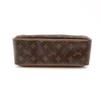 Louis Vuitton,