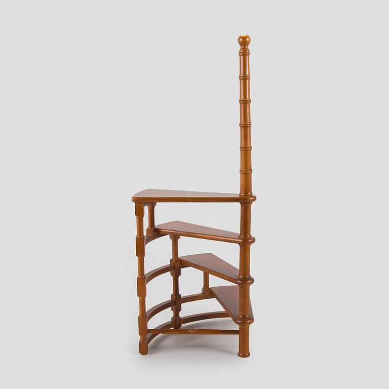 An English style library ladder, the latter half of the 20th century.