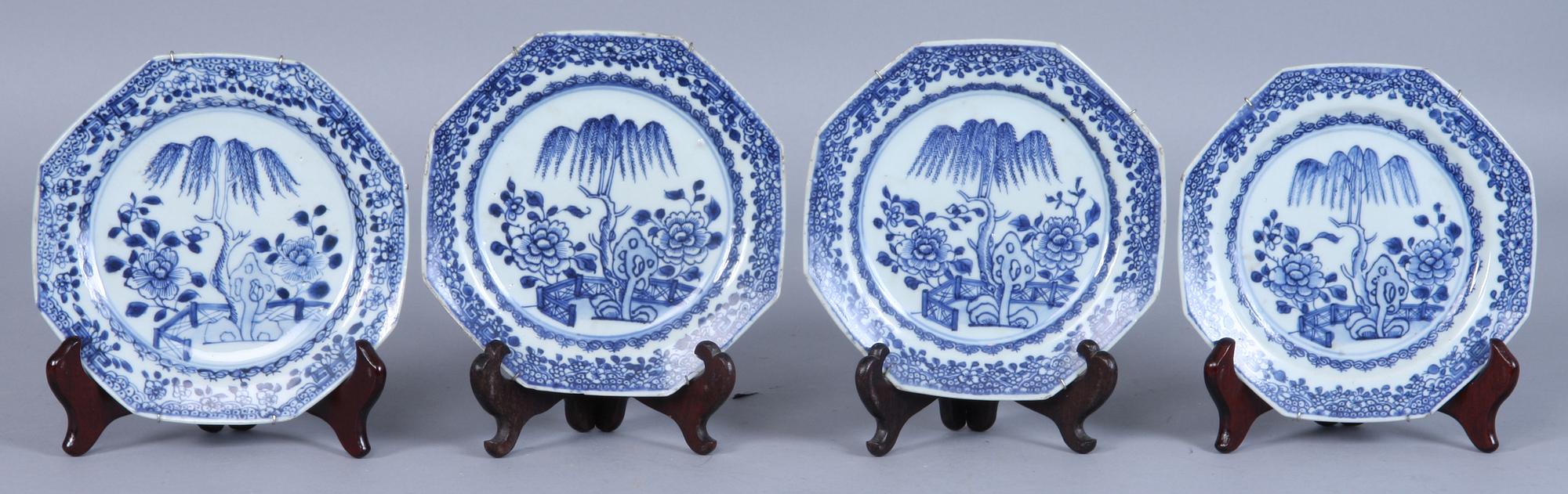ASSIETTER, 4 st, porslin, Kina. 1700-tal.