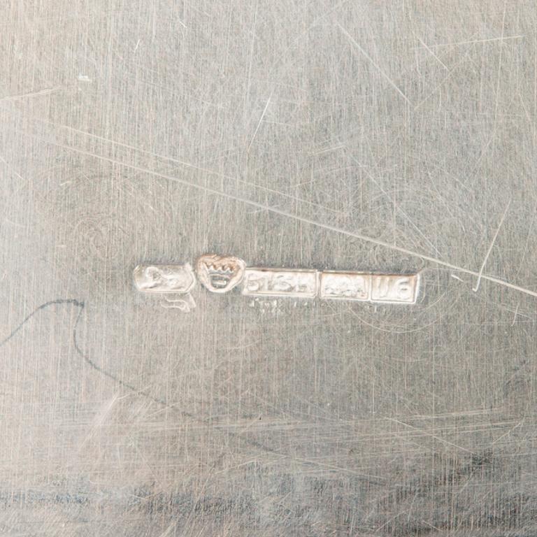 BRICKA, silver, Hopeakeskus, Tavastehus 1949. Vikt ca 1182 g.