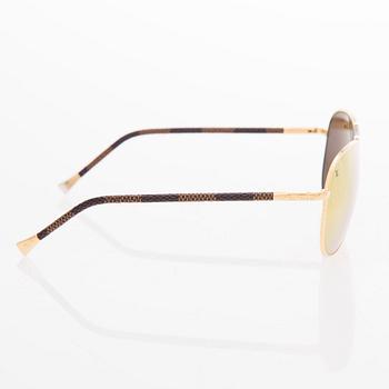 LOUIS VUITTON, A Pair of Conspiration Pilote Sunglasses.