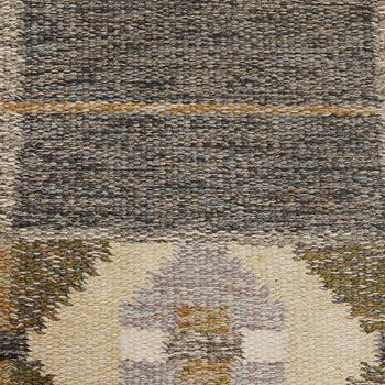 INGEGERD SILOW, a flatweave rug, signed IS, second half of the 20th century, 245 x 155 cm.