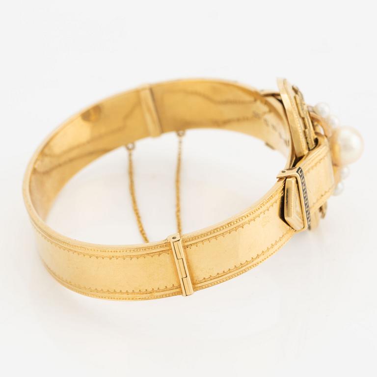 Bangle, 18K gold with pearls, Gustaf Dahlgren, Malmö 1866.