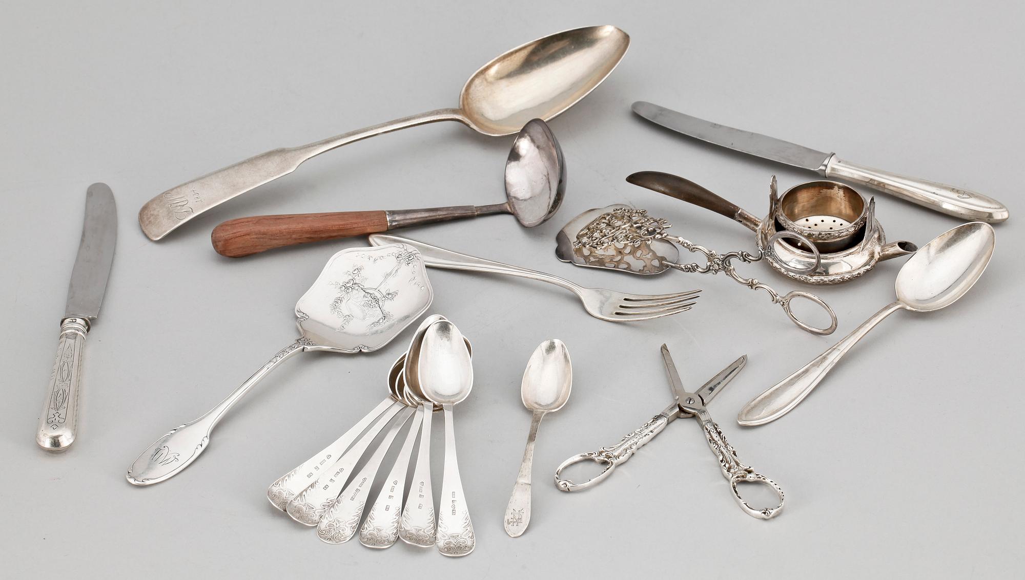 PARTI BESTICK, 17 st, silver, bla Sverige och WA Bolin, 1871-1960-tal. Totalvikt ca 700 gram.