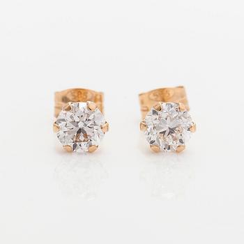Örhängen, 14K guld med briljantslipade diamanter totalt 1.00 ct. Med GIA dossier.