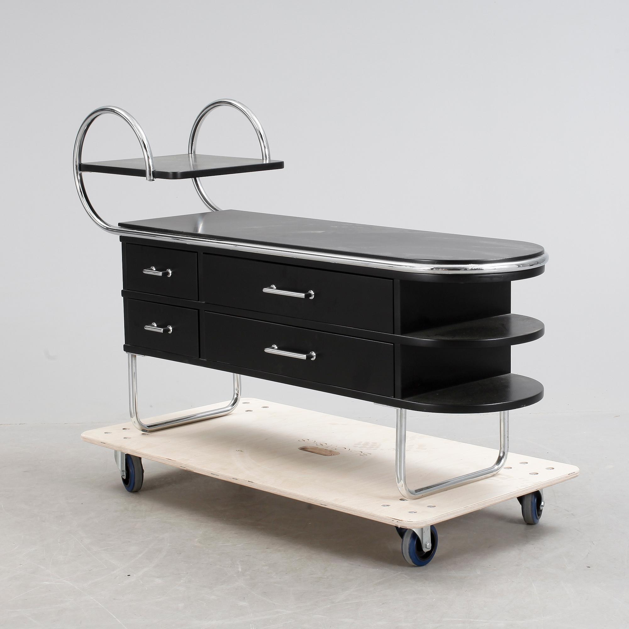 SIDEBOARD, troligen Zanotta, 19/2000-tal.