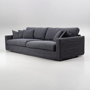 'The Whale XL' sofa from Sweef.