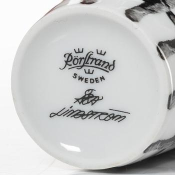 Åsa Lindström, snapsglas 8 st, porslin, Rörstrand, 2000-tal.