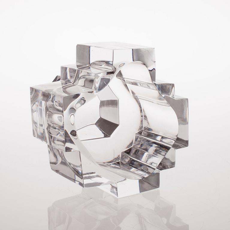 Helena Tynell, A GLASS SCULPTURE.