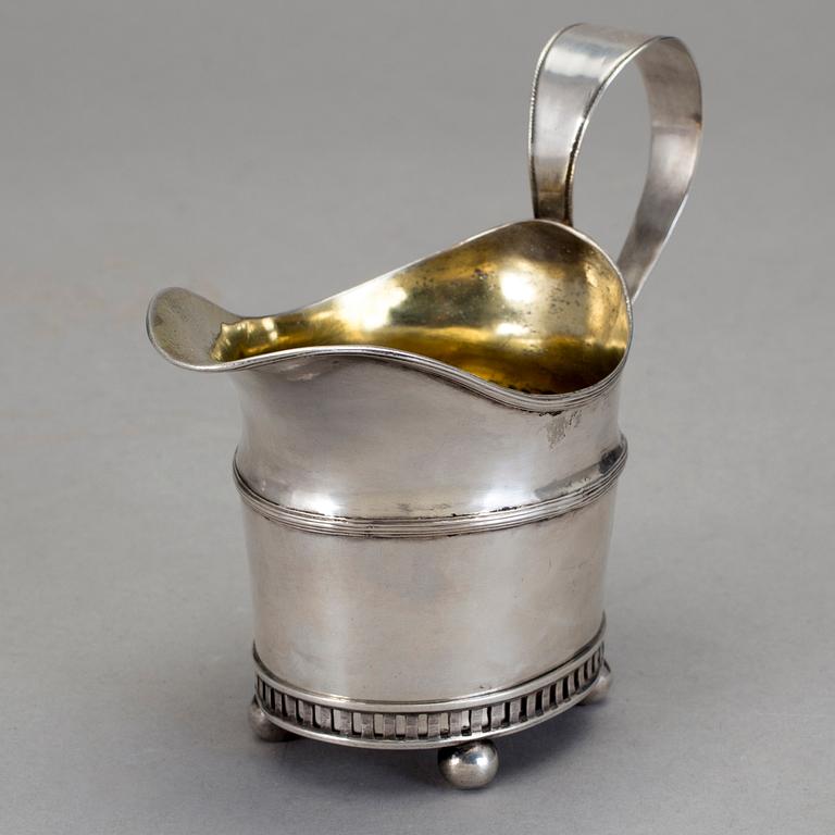 GRÄDDKANNA, silver, Arvid Vernström, Eksjö, 1816. Tot vikt ca 112 gram.