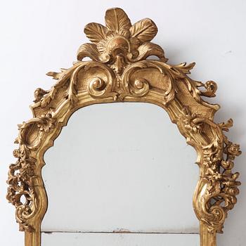 A presumably German Rococo mirror.