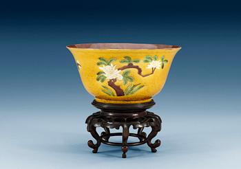 1336. A brinial bowl, Qing dynasty, Kangxi (1662-1722).